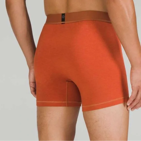 NEW Lululemon Always In Motion Boxer 5”/Large - Picture 5 of 6